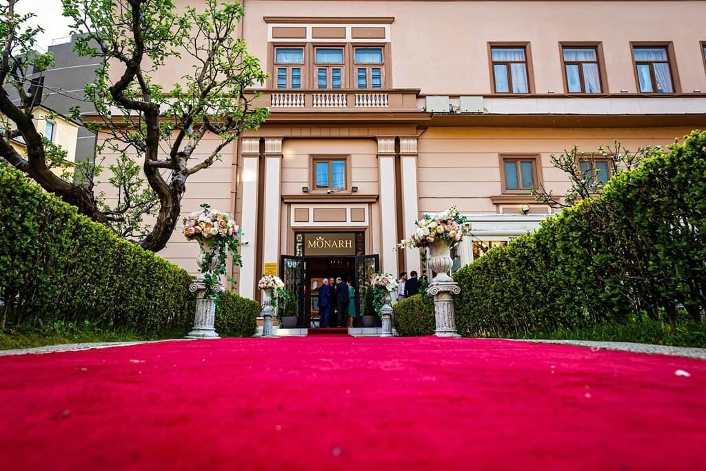 Care este ora inceperii nuntii duminica? Hai sa vezi raspunsul