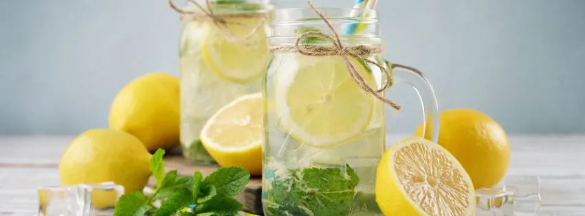 Bar de limonada inclus la nunta Restaurant Monarh