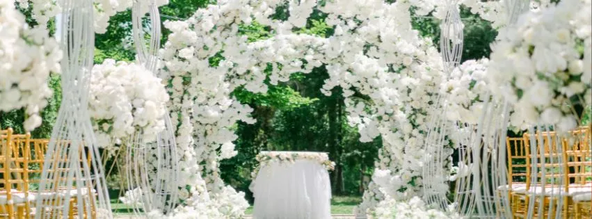 Cununie religioasa in gradina cu meri Restaurant Monarh